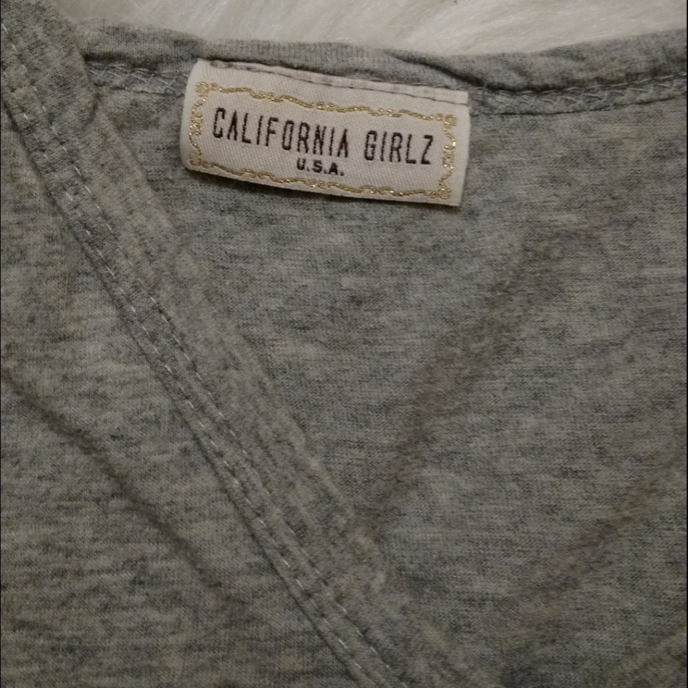 Vintage Vneck Auburn Shirt - Picture 11 of 14
